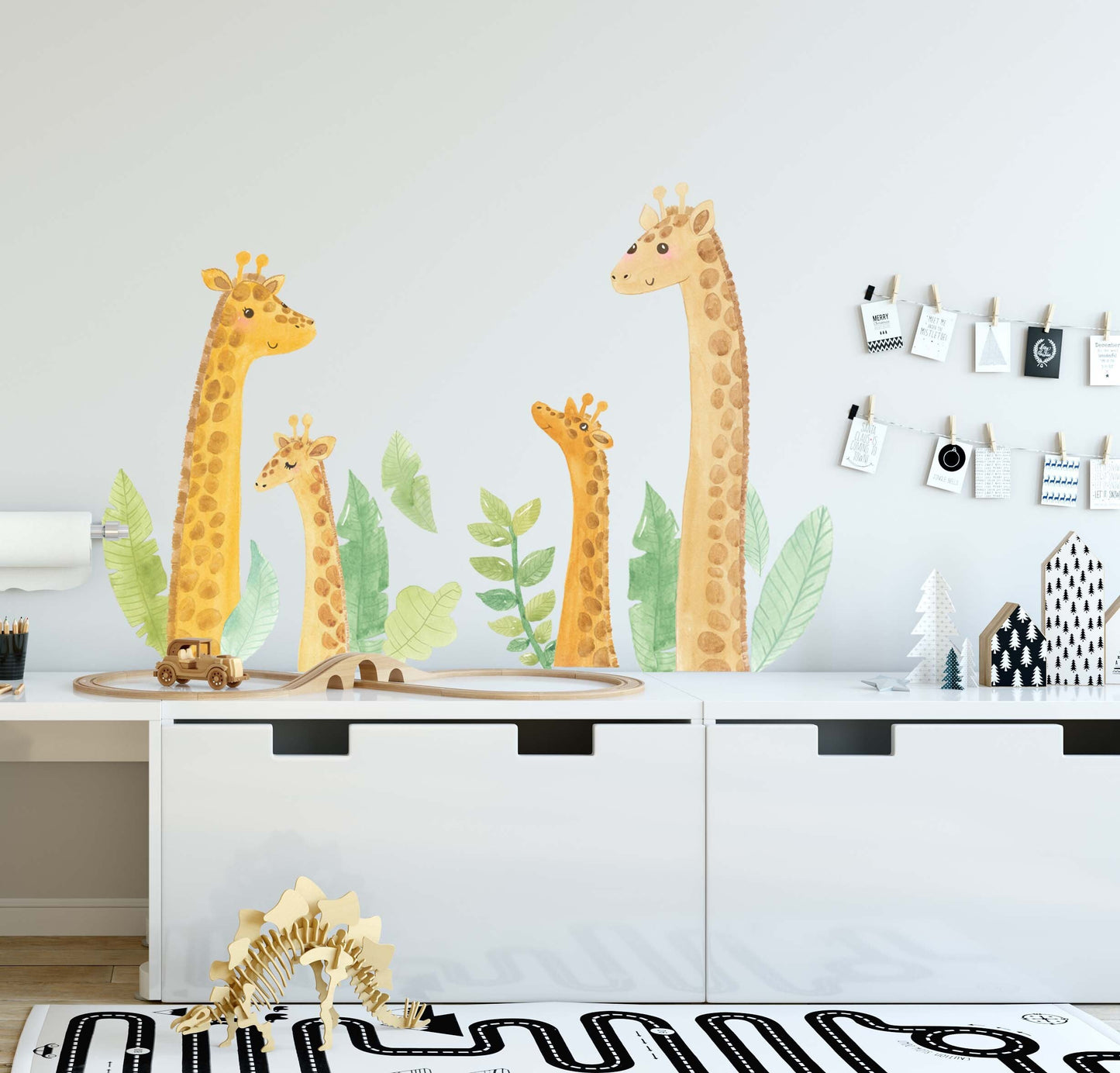 Giraffe Wall Decals Safari Animal Stickers Jungle Tropical Green Leaf, LF185